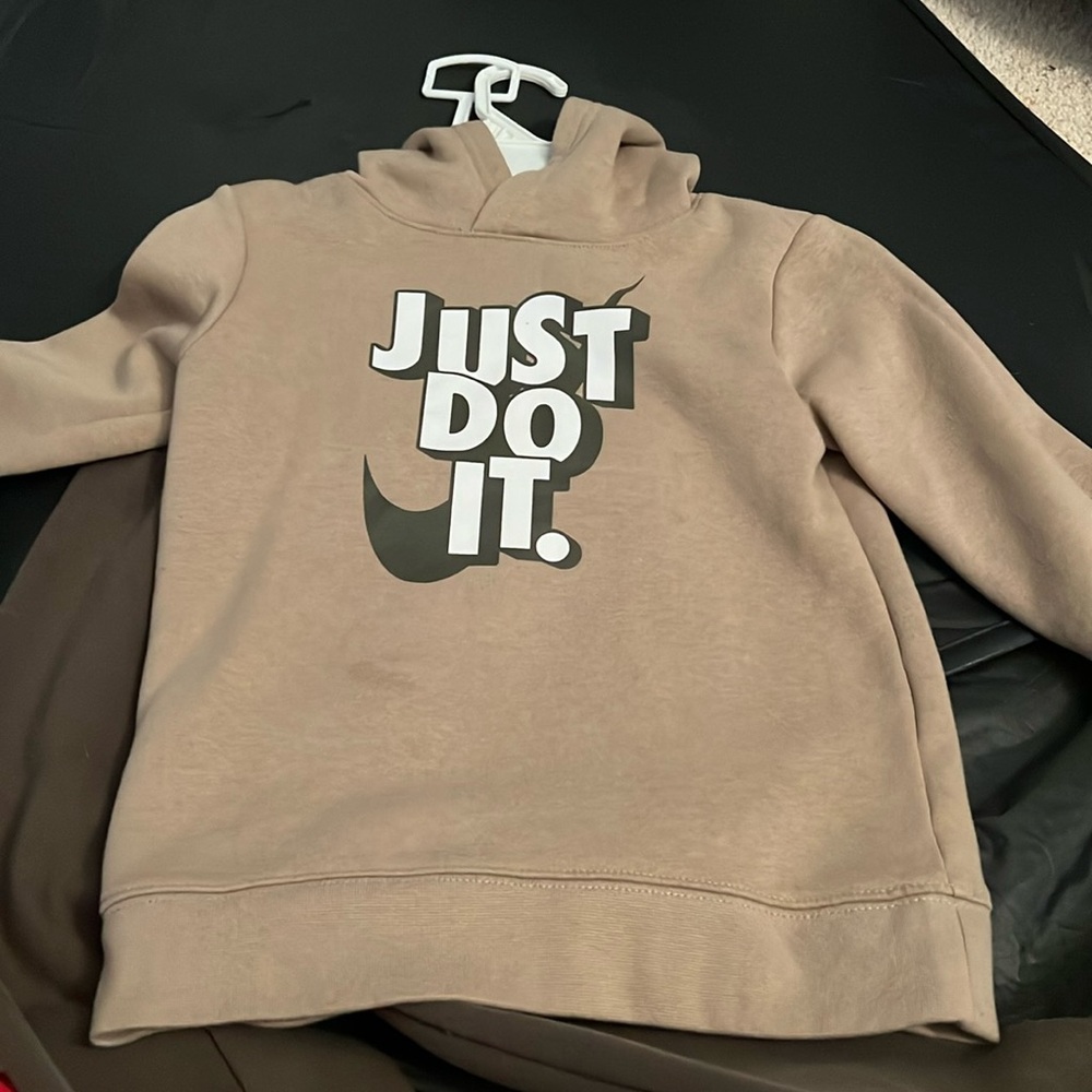 Nike boys set size 7